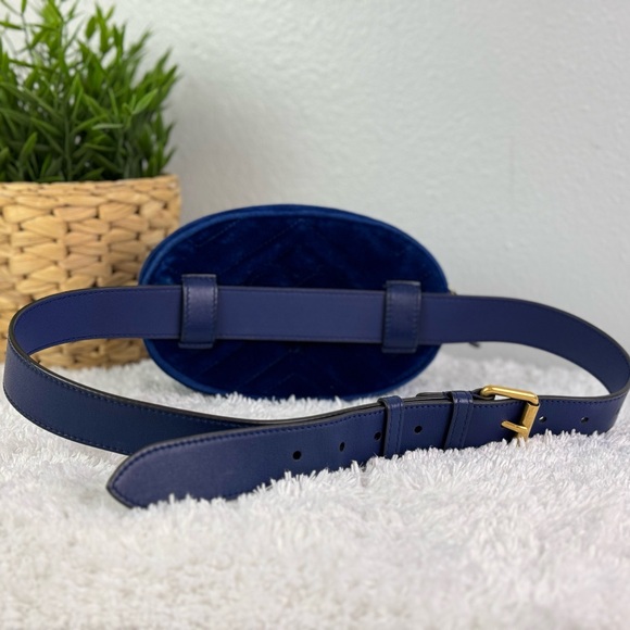 Gucci GG Marmont Matelasse Velvet Belt Bag - Picture 3 of 11